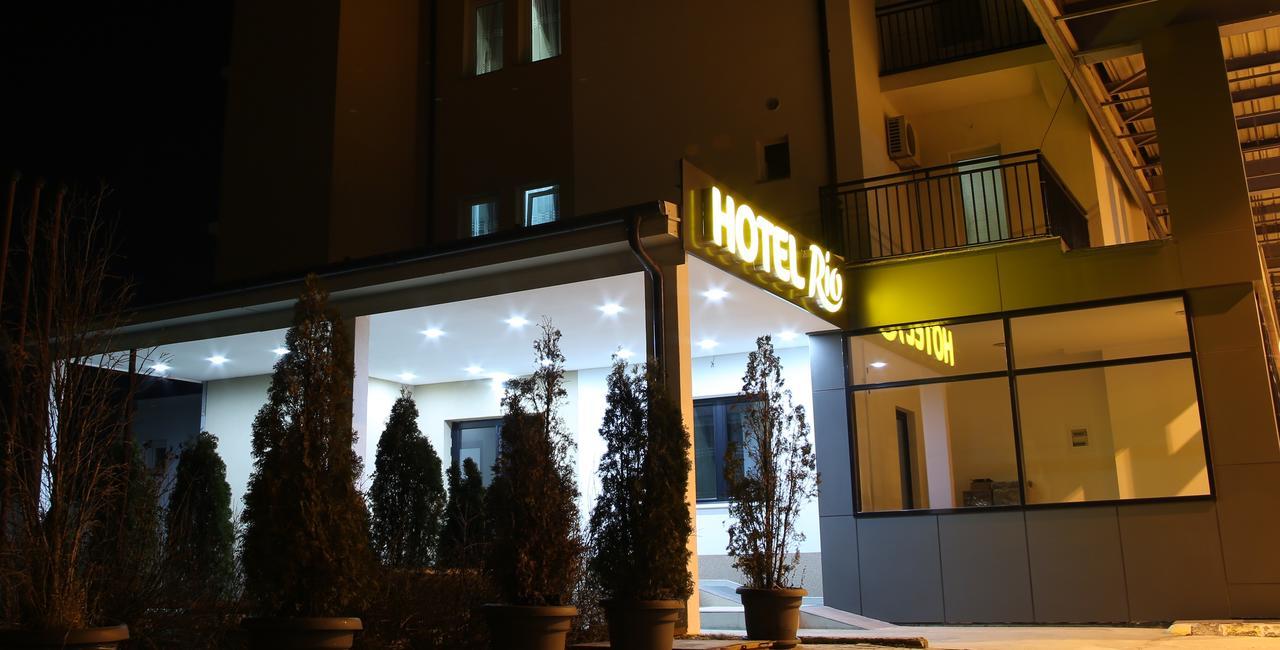 Hotel Rio Pristina Exterior photo